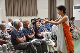 声高らかに♪　寿大学歌声喫茶　