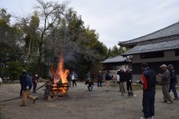 健康と幸福を祈って　どんど焼き