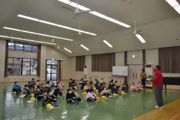 公民館に小さなお客様！
