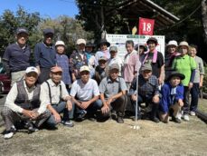 秋晴れのマレットゴルフ大会